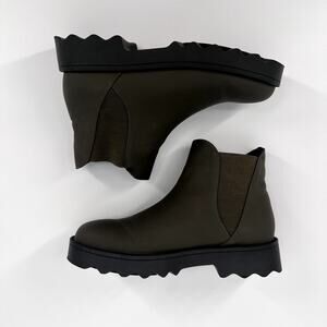 Aerosoles Swallow Chelsea Boot Womens Sz 9